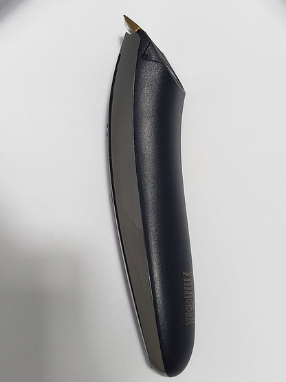 Tagliacapelli Ricaricabile Professionale con Lama in Ceramica e Titanio - 4 Pettini Rifinitori