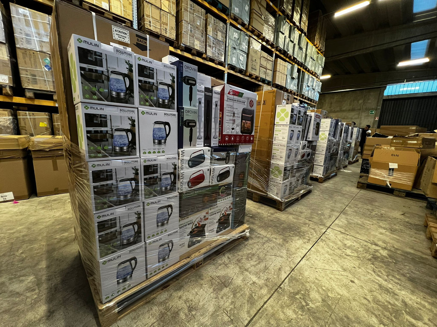 OFFERTA BANCALE 990€ CON FRIGO GRADO A (+IVA)